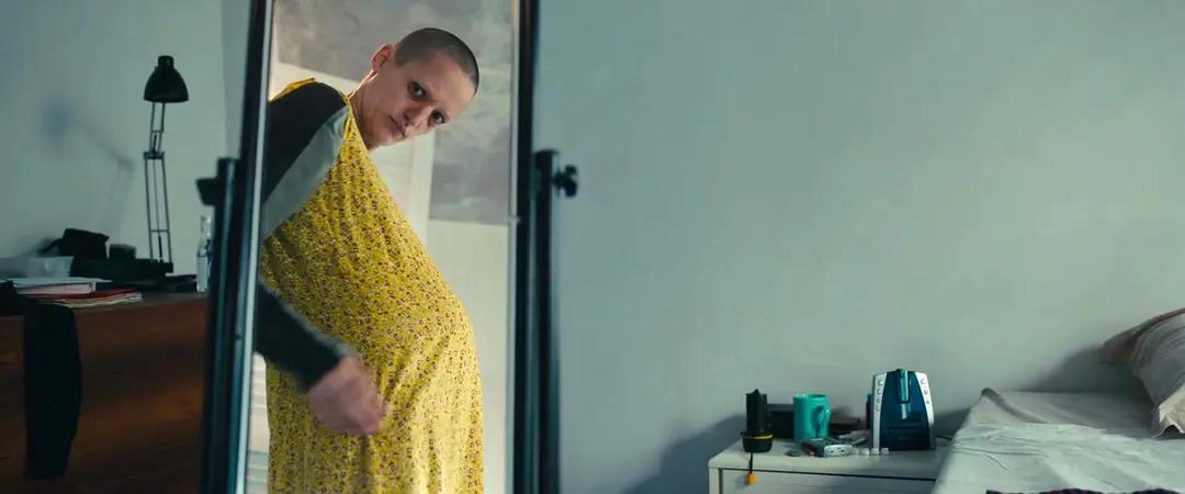 全裸出镜?*伦乱**产子?全程马赛克才能播的戛纳金棕榈