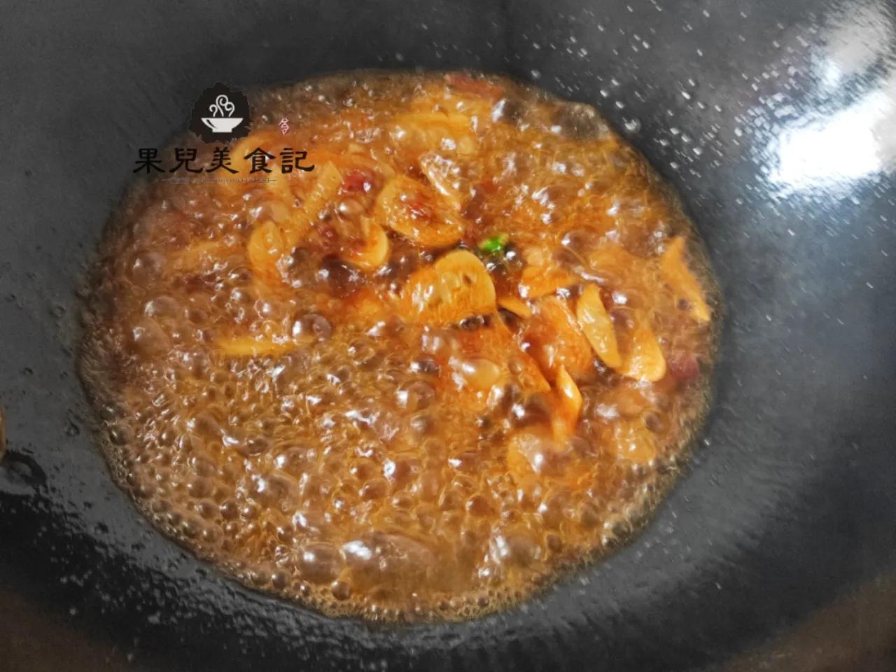 水煮干锅虾怎么做更好吃不用调料,香辣虾干锅怎么做虾才酥