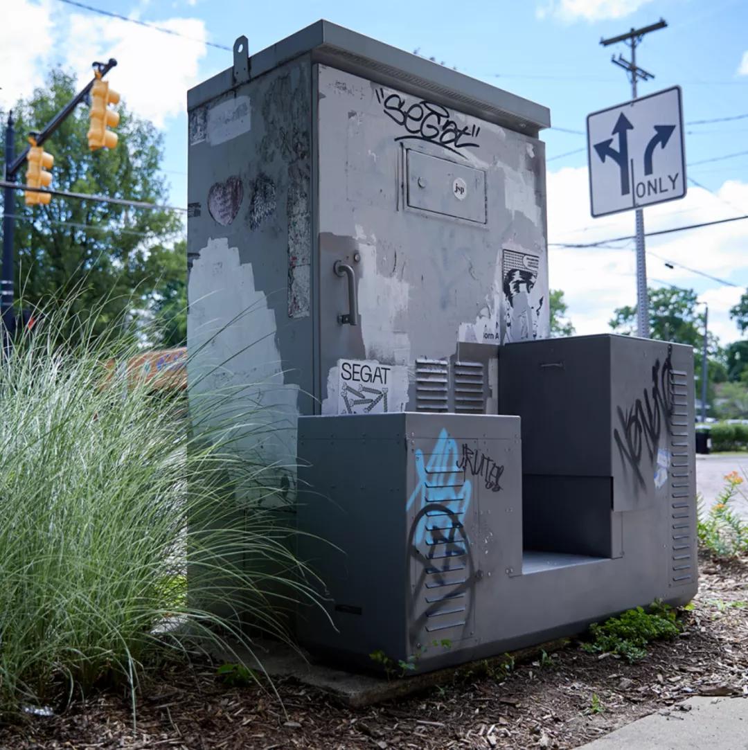 一辆能“隐身”的摩托，停路边贼都找不到