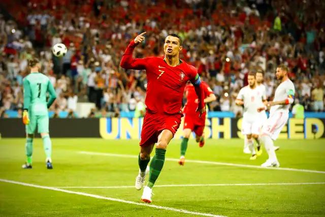 实况c罗有几个时刻,c罗天神下凡