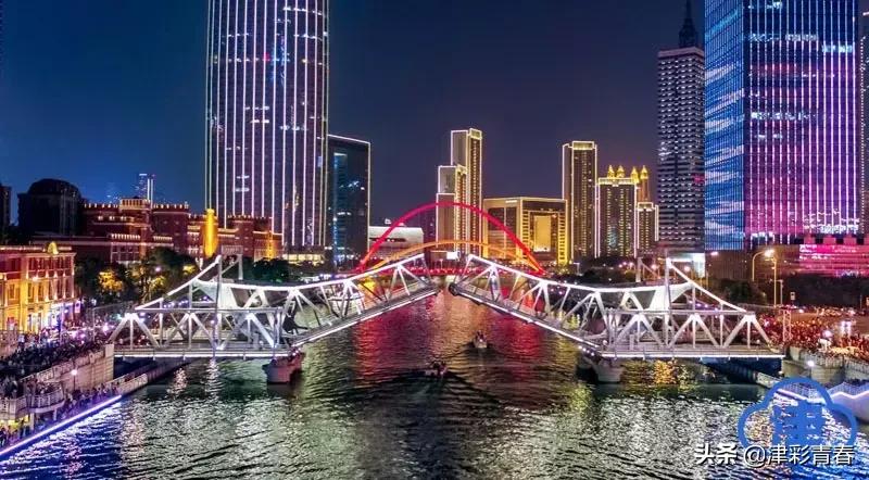 解放桥开启的精彩瞬间,天津解放桥开桥瞬间