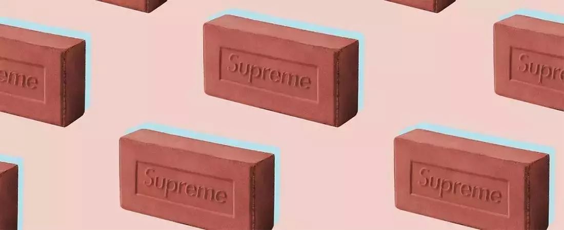 一块红砖打上LOGO卖出天价,顶级潮牌是这么打造的