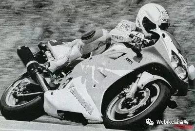 川崎ninja400vs川崎zx4rr,川崎zx4和川崎ninja400高燃视频