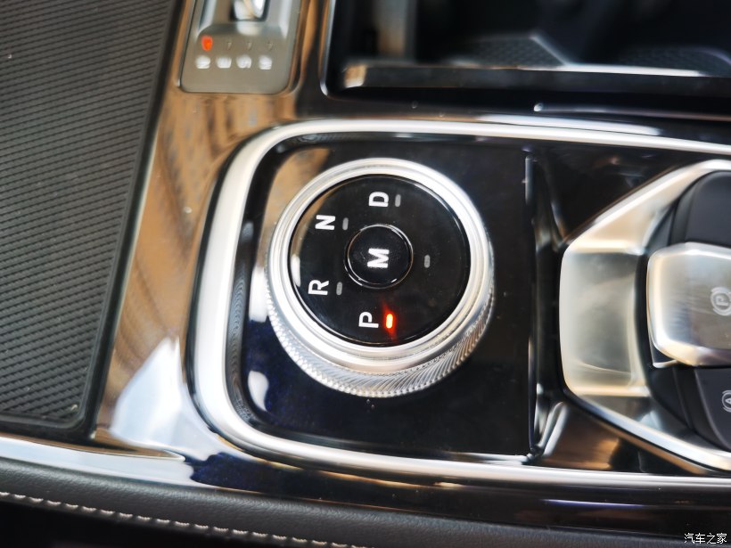 福特领裕黑色5座2021试驾视频,福特领裕suv评测0-100加速