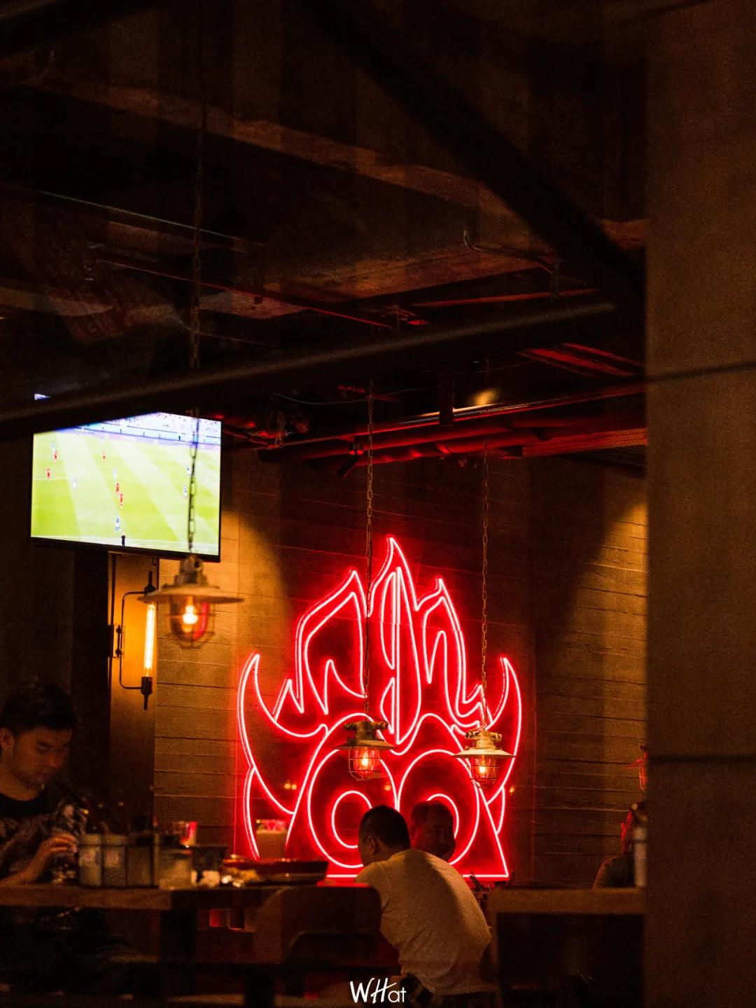 凌晨欧洲杯不眠之夜,欧洲杯不打烊的店