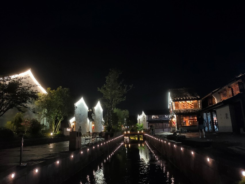 宁波东钱湖网红老街,宁波人的后花园东钱湖