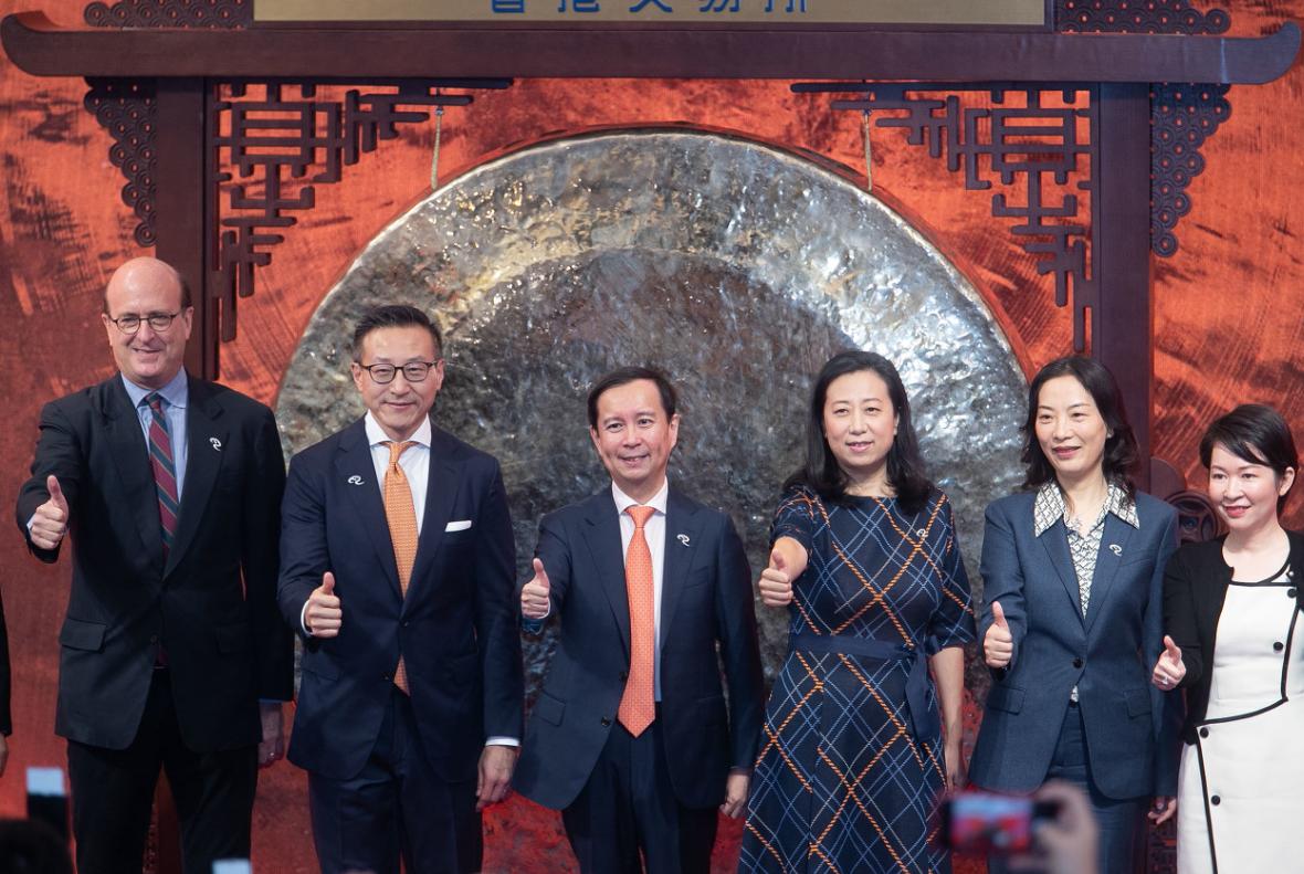 不仅是马云，阿里“财神爷”背景更不一般！爷爷是杜月笙法律顾问