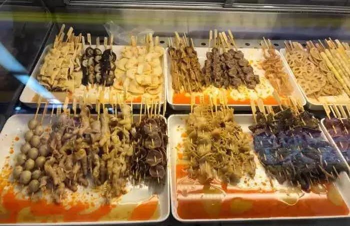 12个出口逛懂石路