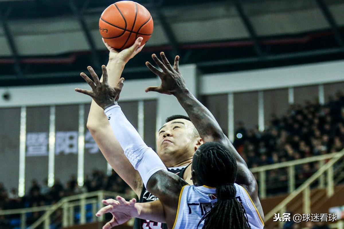 怒砍14+13捍卫辽篮禁飞区，谁敢说功夫熊猫不行了？