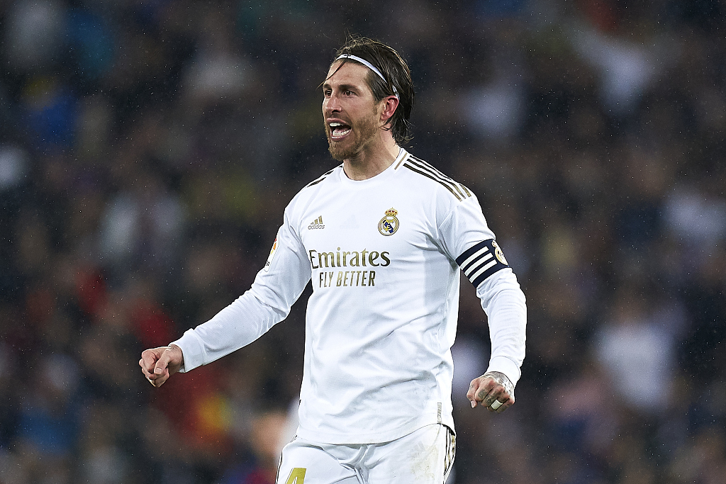 他是皇家马德里的铁血队长,天使与魔鬼的宠儿,特点鲜明让人喜欢