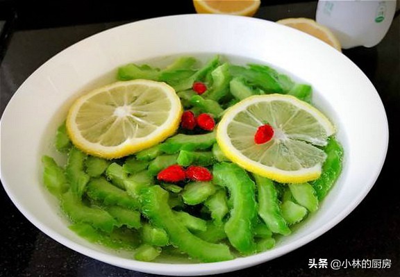苦瓜怎么去除苦味孕妇,去除苦瓜苦味的小技巧