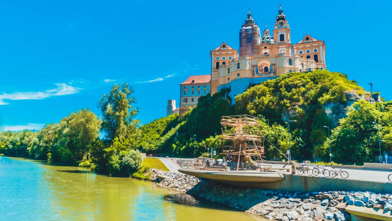 最美十大修道院,世界著名修道院合集