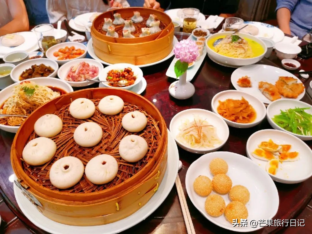 扬州不愧为世界美食之都，吃了一圈让人眼界大开，很多菜都没见过