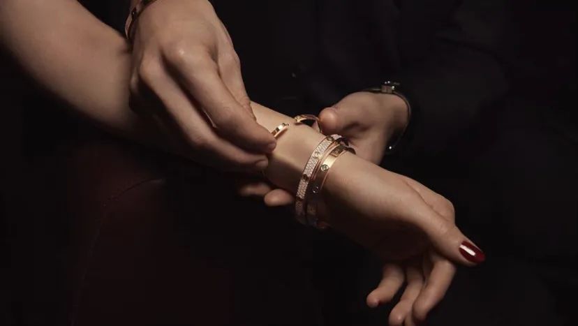 那些高仿的大牌,高仿大牌背后的危机