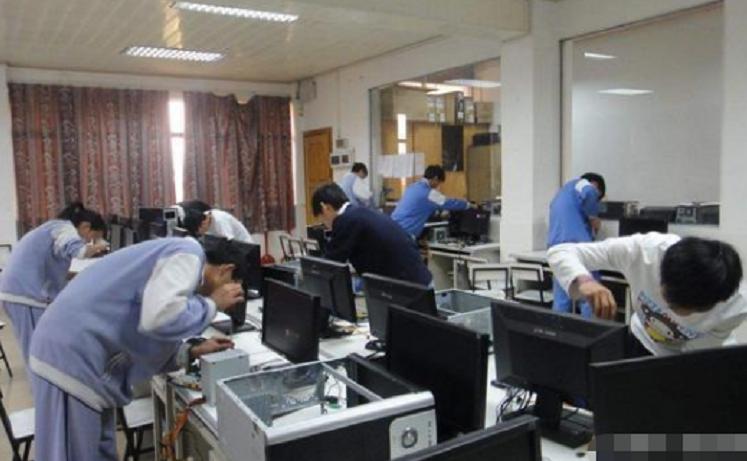 专科为啥大多是职业学院,专科为啥叫专