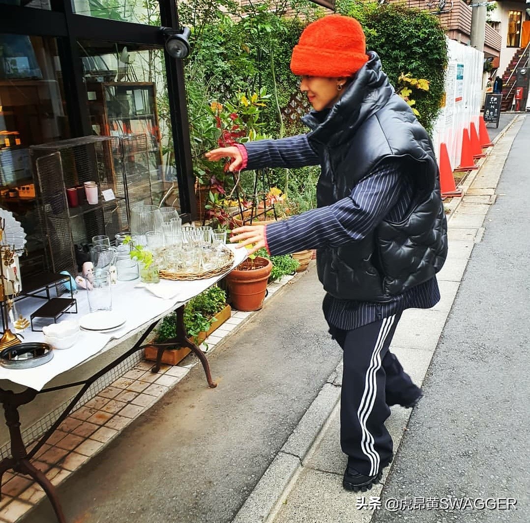 宋旻浩演唱会穿搭,韩国歌手宋旻浩