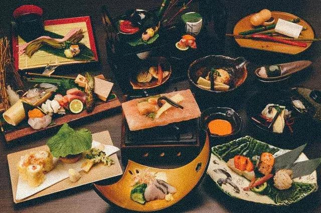 浜兘澶滄櫄绾冲噳,浜兘绾冲噳