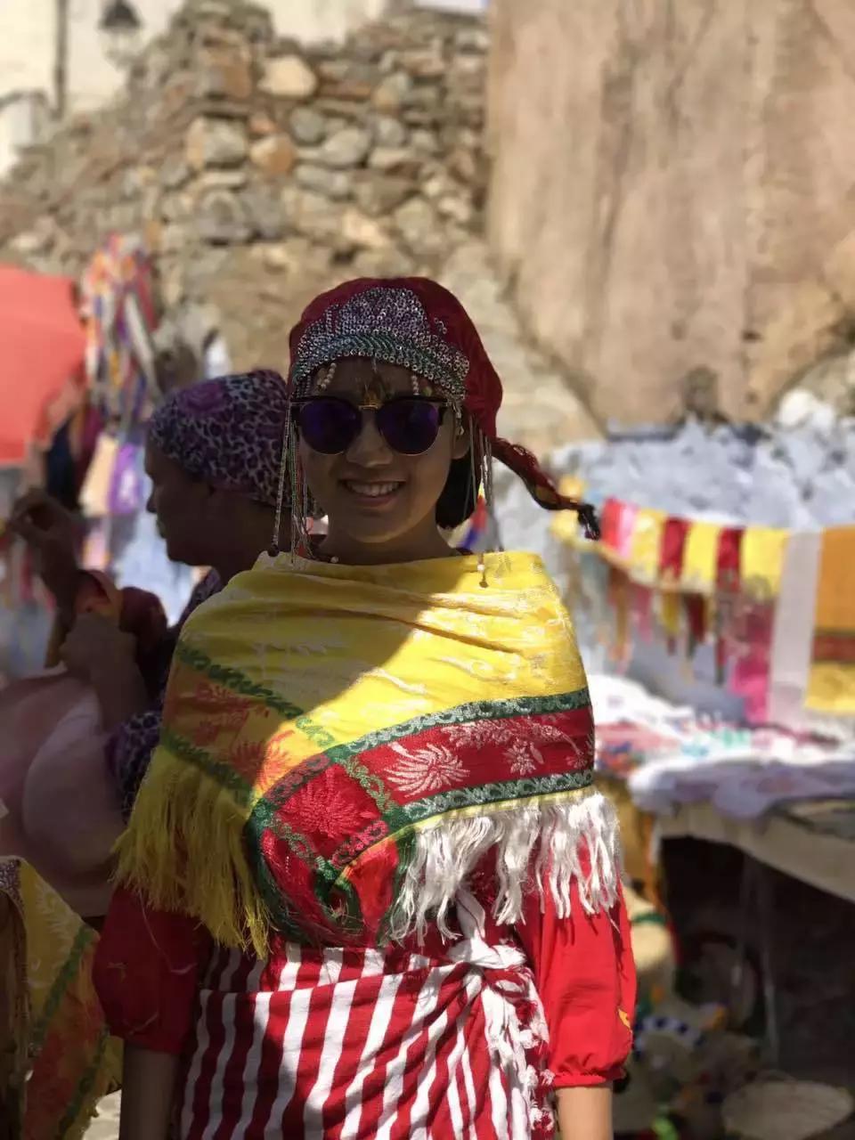 白本护照出境法国旅游免签吗,白本护照旅游去哪个国家比较好