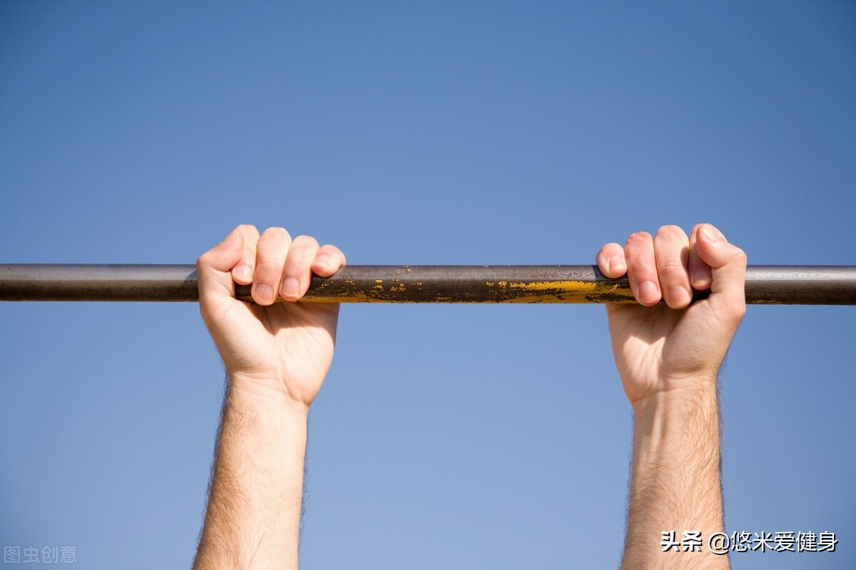 引体向上单杠太高怎么办,引体向上怎么练自己握力