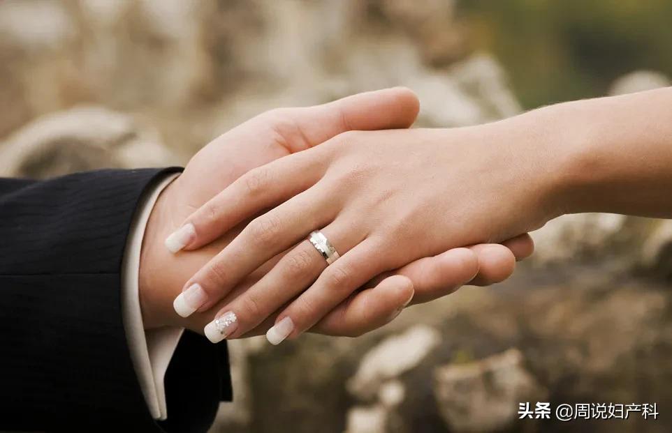 女生非经期出血,非经期异常出血是什么情况引起的