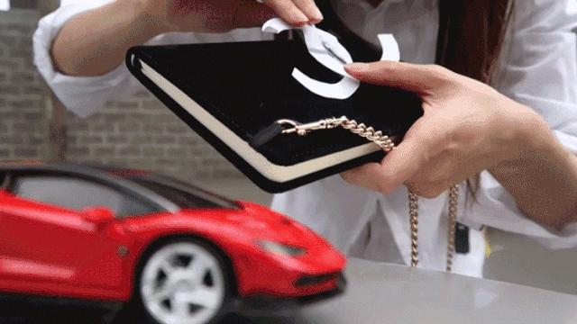 性感甜心PK富婆,国外直男都选了她?姐姐我不想努力了是不分国界