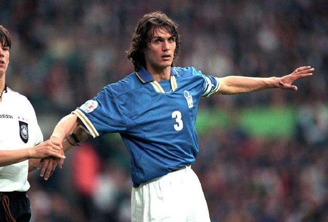 卡卡最新评价梅西,卡卡排不进巴西最佳阵容吗