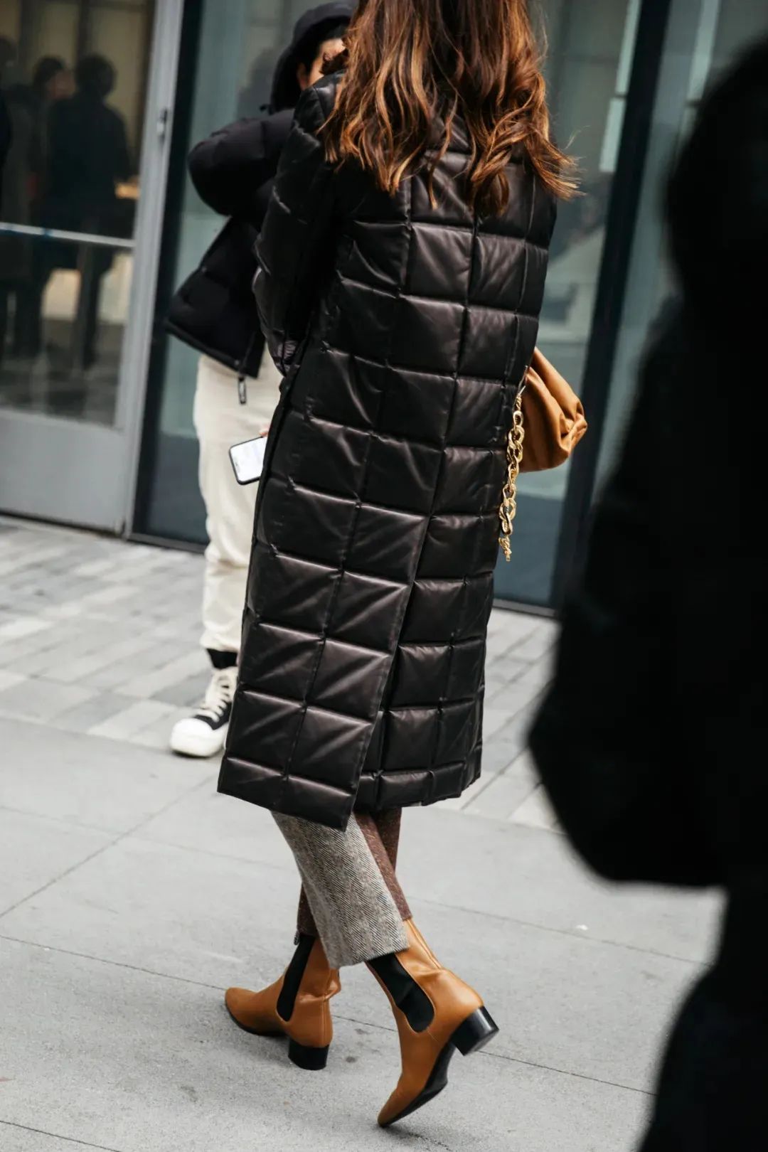 这件奶奶风的「绗缝棉袄」火了，看完我也很想买