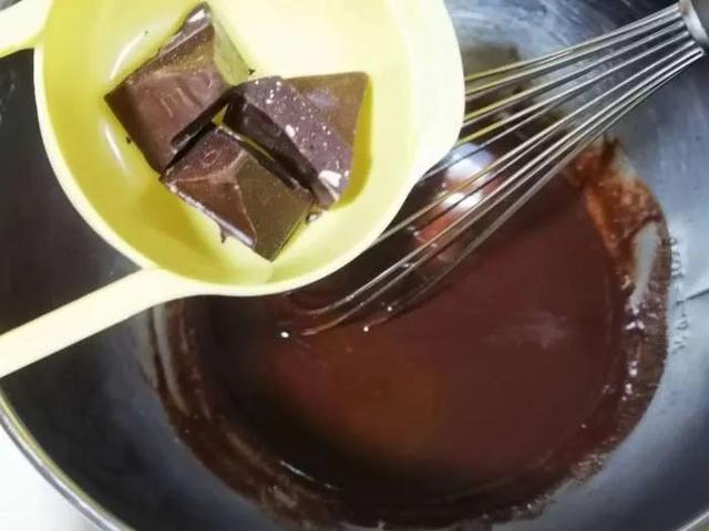 简易版蛋糕只用三步,蛋糕这样做入口即化软绵香甜