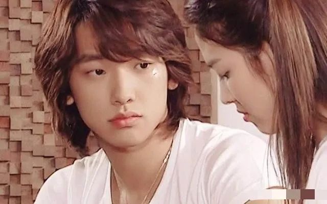 杨超越浪漫满屋解说,杨超越浪漫满屋完整版