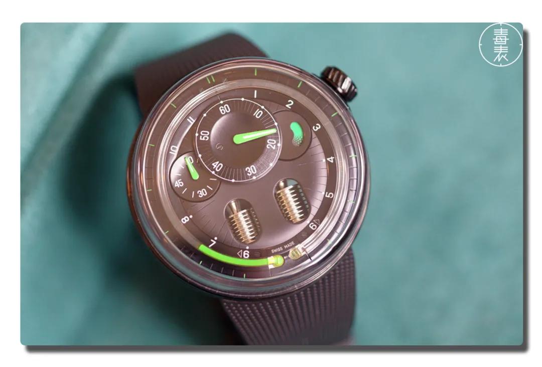 表那么多，为什么要你我一样？