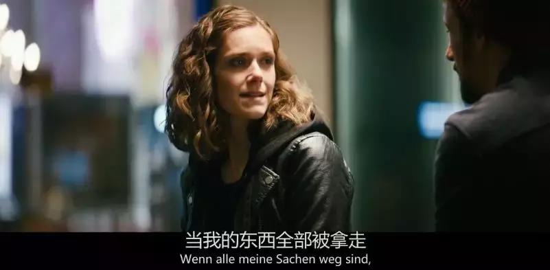 上来就一丝不挂，这部沙雕片儿让人笑出腹肌