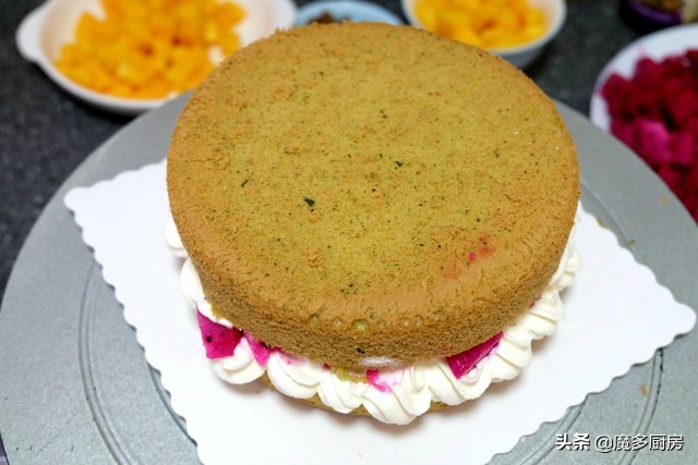 蛋糕的简单做法快来学习吧,蛋糕做起来简单又好吃
