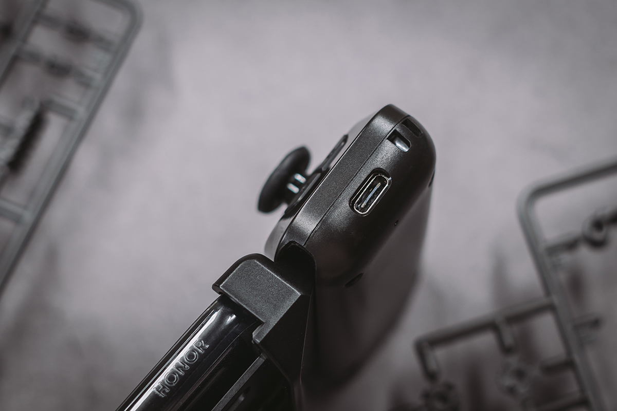 王者荣耀超强压枪,王者荣耀外设神器自动连招测试