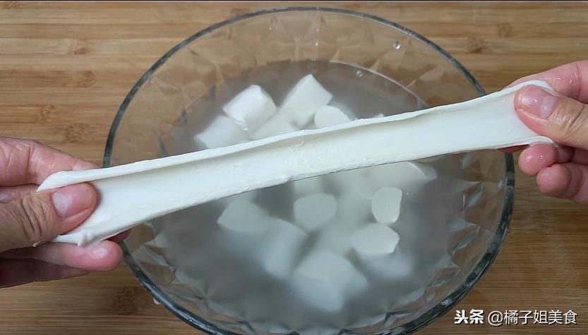 手工面做面条简单又好吃的方法,手擀面自己在家做面条的方法