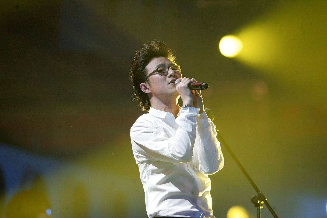 王力宏田馥甄完整视频,王力宏田馥甄同台唱歌