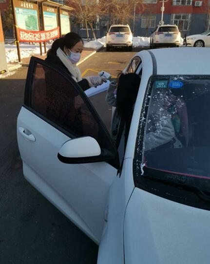 基层干部他们是最美逆行者 (机关干部争当最美逆行者)