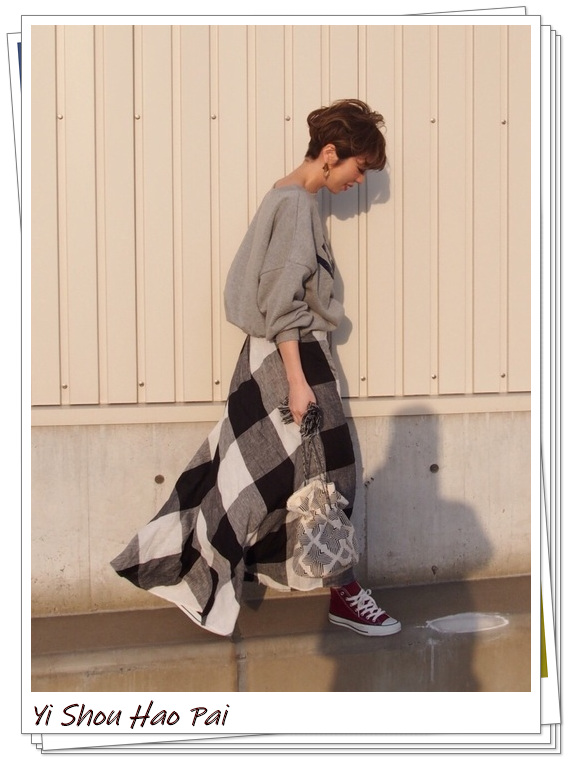 红色匡威鞋怎么搭配好看,红色匡威穿搭经典款