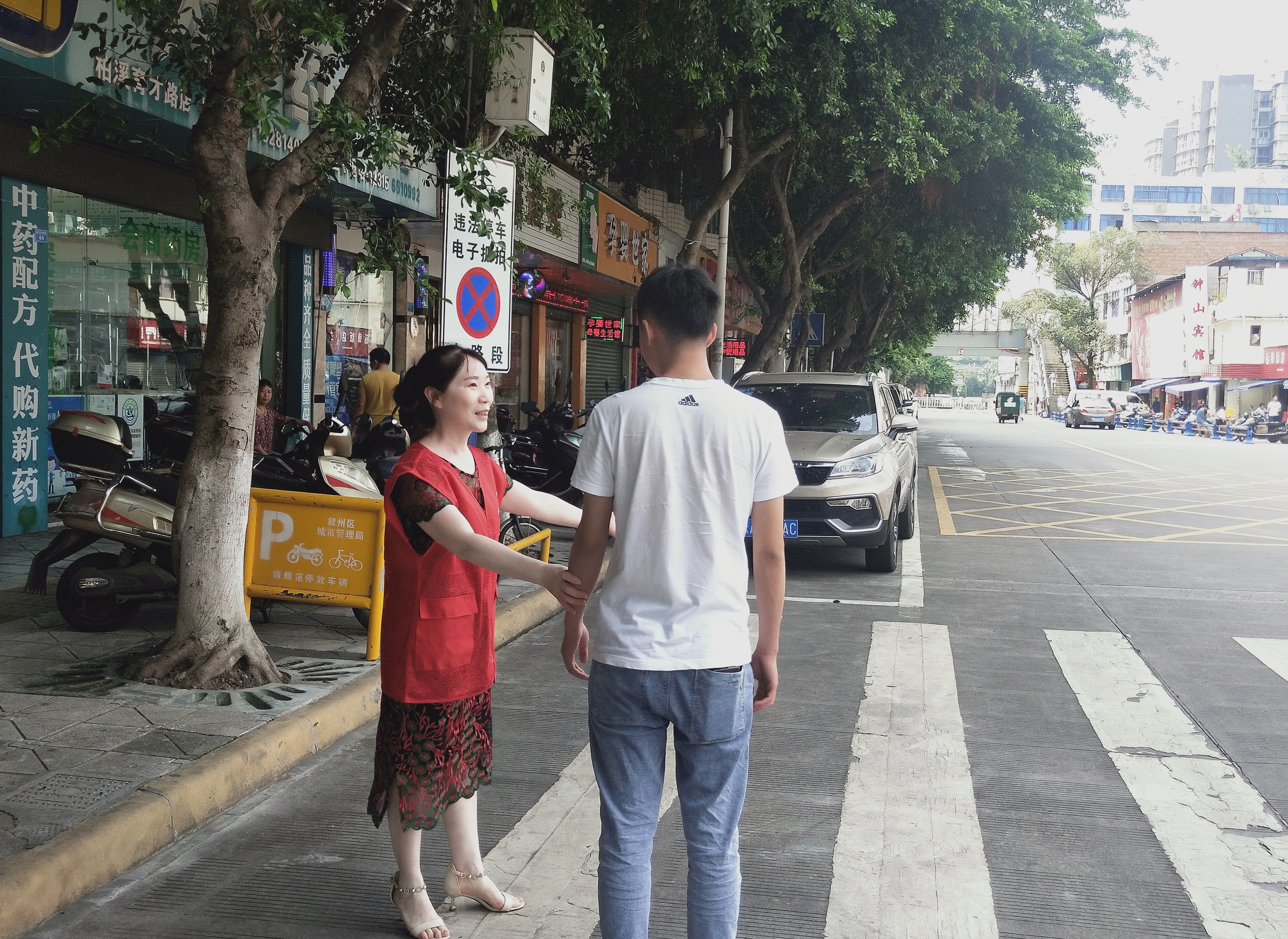 以“挑刺”为荣 叙州区市民文明巡访团传递城市文明正能量