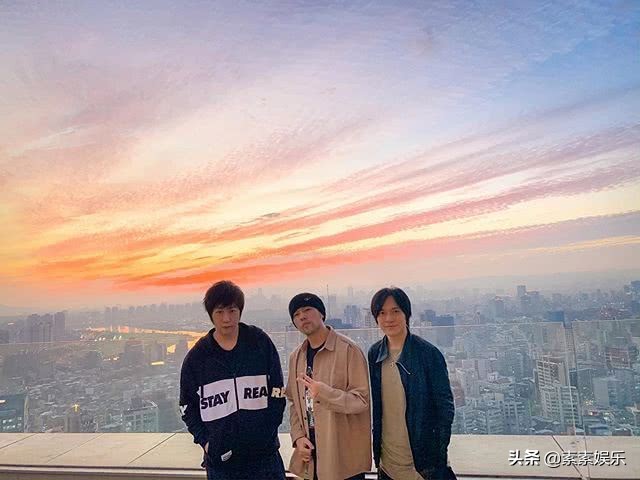 周杰伦阿信互动,周杰伦谈与阿信首次合作说好不哭