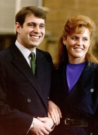 女王厌恶戴安娜,女王嫉妒戴安娜王妃