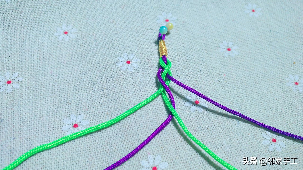 圆形四股辫编错了怎么办,圆形四股辫手链编法全程