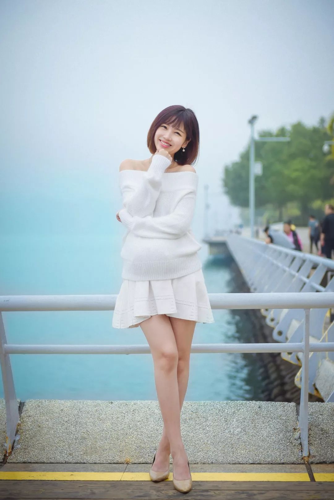 穿搭｜一字肩毛衣－春日里的小心机