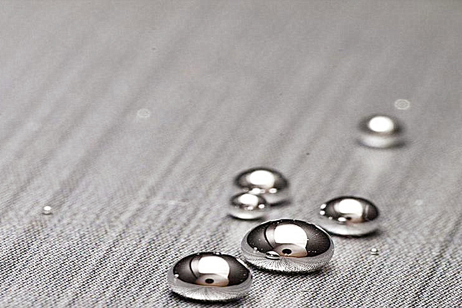 温度计被小孩咬碎是否会中毒,水银温度计打碎了被孩子误食