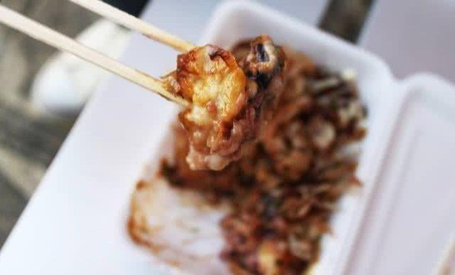 日本大阪藏在小巷的美食,正宗日本章鱼烧旅游图片