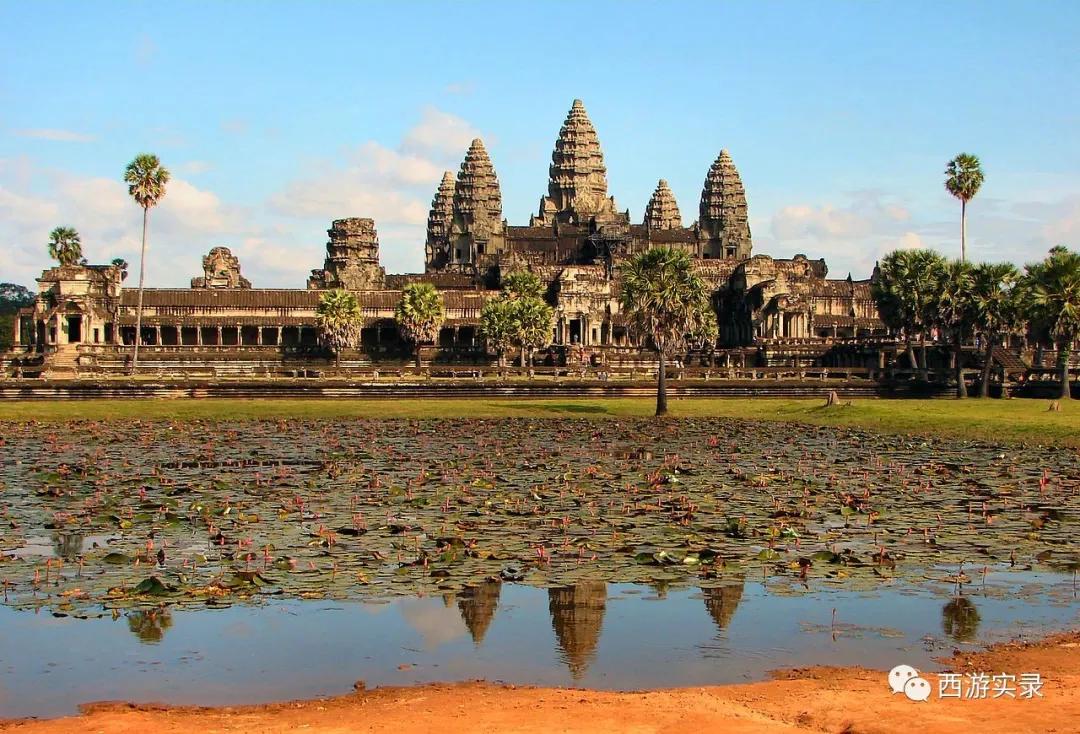 流浪地球100年编年史再见太阳系,我们看的流浪地球真的是完整版吗