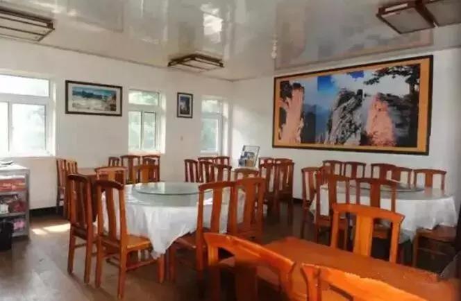 华山山中住宿,华山山上住宿攻略及费用