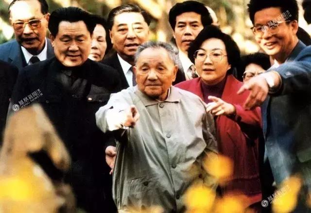 今天他115岁了,*小平邓**人生的40个瞬间