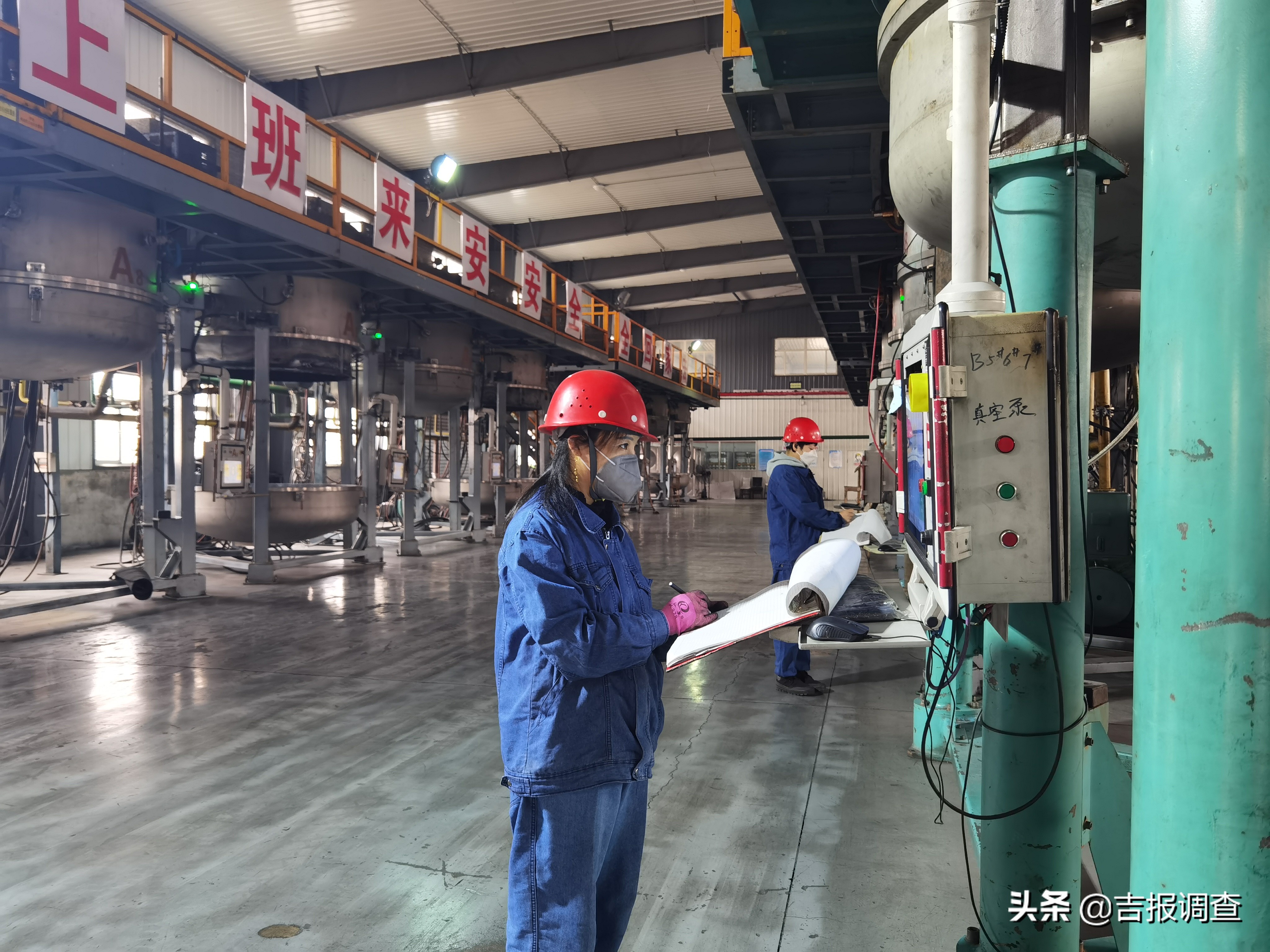 碳纤维新型复合材料产业化项目,关于加快碳纤维产业发展的建议