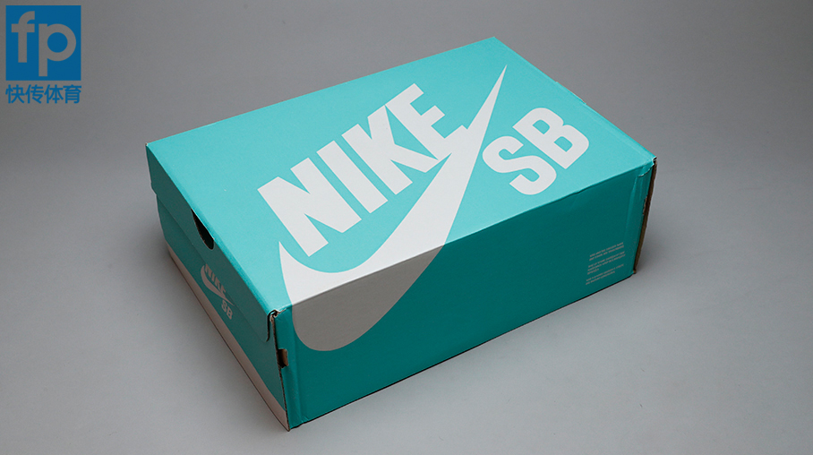 aj11whitebred开箱,aj11bred简版