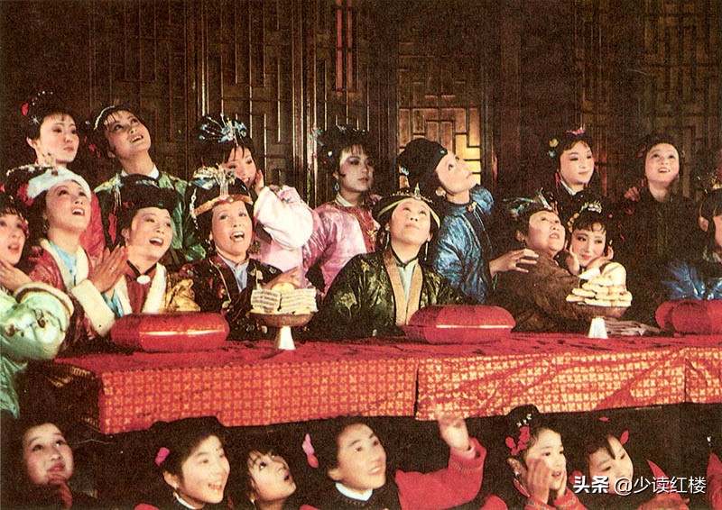 古代的有钱人怎么过元宵节？让*瓶金**梅和红楼梦告诉你